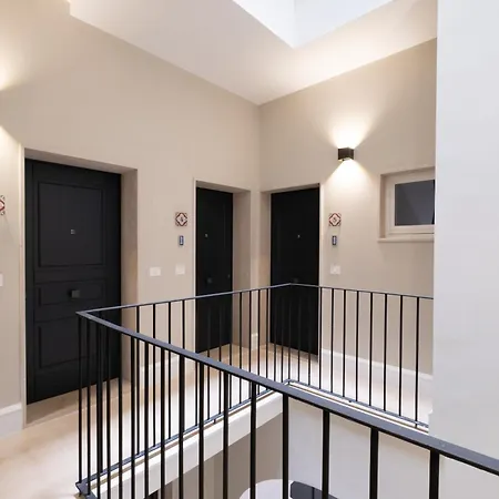 Palazzo Pisani - *